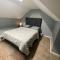 MAGNITO Mini-Mansion at IAH with pool & gym - همبل