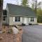 Bungalow near Winnisquam Lake! Sleeps 14 - Sanbornton