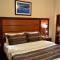 Comfort Hotel Suites