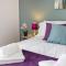 Stylish 3-Bedroom Oasis in Darlington, Sleeps 5 - 达灵顿