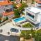 VILLA SUENOS - New & Modern - 2023