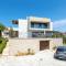 VILLA SUENOS - New & Modern - 2023