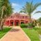 Stunning Home In Elche