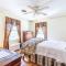 Home Sweet Home, Suite #2, near Liberty University, and Lynchburg Hospital, Deluxe Queen Size Bedroom