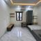Le House - 1A Btw airport and D1 center, fast wifi and check-in 24-7 - Ho Chi Minh
