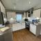 Golden Palm Resort - The Cambridge Deluxe - Coastal Caravan Breaks