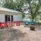 Coffeyville Countryside Studio with Fire Pit!