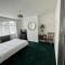 Stylish Unique 3 Bedroom House Hastings