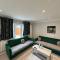 Luxury House - Greenford