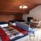 Karl-Stieler-Str. ONE ROOM in a 2 ROOM APPARTMENT ; LOT SPACE - 布鲁克米赫尔