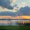 Clear Lake Retreat: Private pool, lakefront - أورلاندو