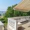 Apartment Roko (10m from the beach)