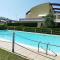 Appartamento L’Azalea - a due passi da Numana con grande terrazzo e piscina condominiale stagionale
