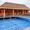 Ramada Suites By Wyndham Solo