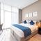 ALiving Stylish Studio with Partial Burj & Canal Views- Prive , Business bay 713 - 迪拜