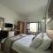 Royal Goddess Guest House, Walled City