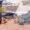 Town house with roof terrace in heart of Vinuela - فينويلا