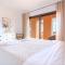 9 Penthouse with amazing sea views, close to golf Manilva Duquesa