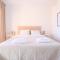 9 Penthouse with amazing sea views, close to golf Manilva Duquesa