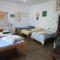 Shkolla Hostel & Camping
