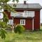 Cozy red cottage in the countryside outside Vimmerby - Gullringen
