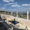 נוף העמק - דירה מהממת בצפת עם נוף עוצר נשימה - 3Bdrm Apartment with Sea of the Galilee View in Tzfat - Nof Kinneret