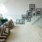 RWY Suite58 Luxury 2 Bed Apartment with optional parking