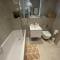 Stylish and Cosy 2 bedroom flat in Croydon