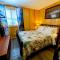 Yellowstones Treasure Cabins
