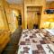 Yellowstones Treasure Cabins