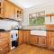 Braeside Cabin One Pinkwood