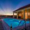 Holiday house Marijan with private pool and barbecue - by TA Leut - Privlaka