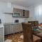 Holiday house Marijan with private pool and barbecue - by TA Leut - Privlaka