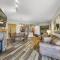 Amazing Condo Center Village Unit, Short Walk to American Eagle - PP310