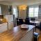 Canllefaes Cottages - Cardigan