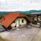 Vineyard cottage Na hribu