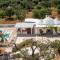 Trullo Cecapesce con piscina by Wonderful Italy