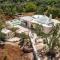 Trullo Cecapesce con piscina by Wonderful Italy