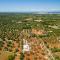 Trullo Cecapesce con piscina by Wonderful Italy