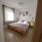 80qm mit Balkon 3 getrennde Räume - 施万多夫