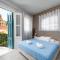 Maravelias Rooms