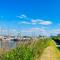 Holiday Home Jachthaven Oostmahorn by Interhome - 安于姆