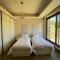 The bridge Residence