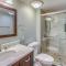 Steps to Shore and Pool Access Myrtle Beach Condo - Myrtle Beach