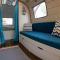 Luxury Vintage Airstream RV/Caravan Retro Charm Meets Comfort - Kiten