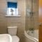 NEW Romantic, dog friendly hideaway, Snowdon views