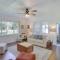 South Haven Farmhouse with Fire Pit, 4 Mi to Beach! - 南黑文