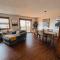 Serene & Comfy - Stunning View & Long - Jetted Tub