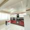 Two Bedroom Large Apartment in Chisinau - 基希讷乌