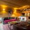 Appartement de standing, 3 chambres, balcon sud, centre de Val-dIsère, proche pistes et commerces - FR-1-694-307